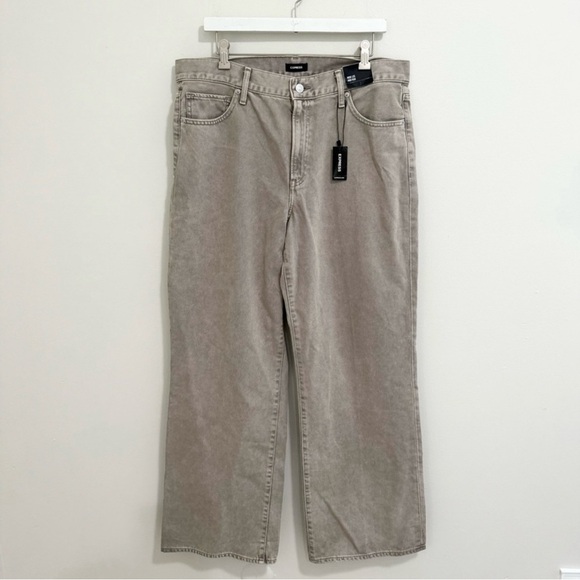 Express NWT High Rise Wide Leg Jeans - Picture 1 of 6